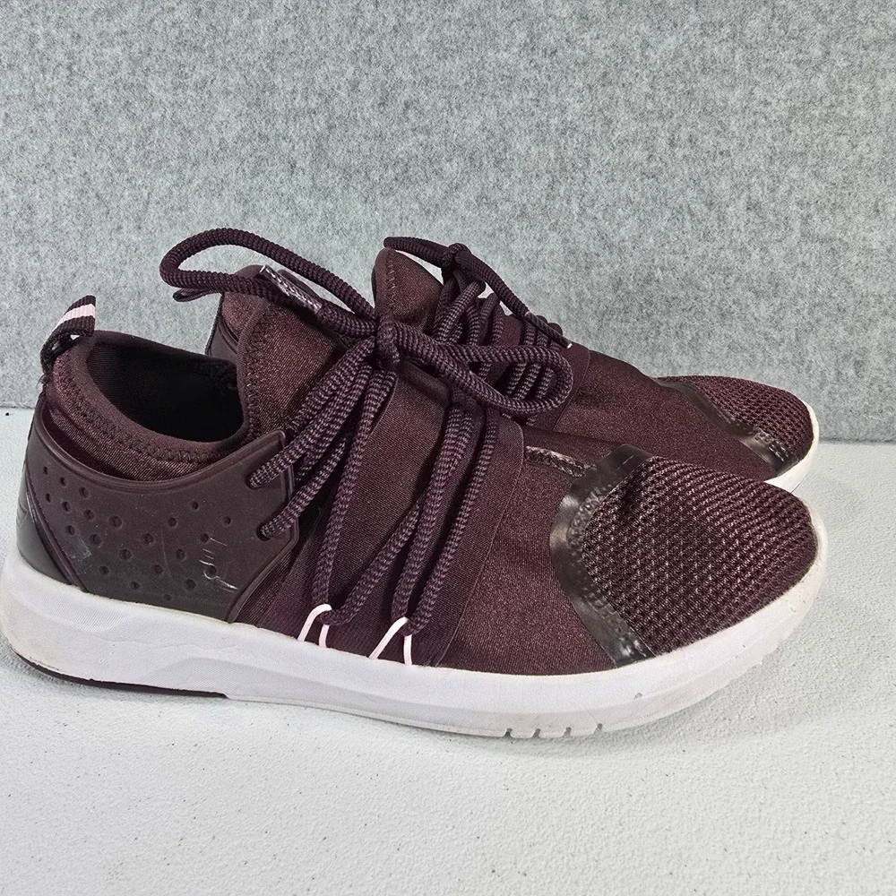 Fabletics Pismo Performance Sneaker Womens 9 Burgundy Training Shoes Mesh Low